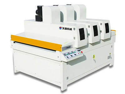 Máquina para curado por UV (lámpara triple)